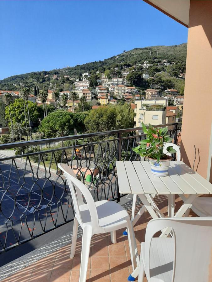 Nel Blu Daire Marina dʼMarina dʼAndora Dış mekan fotoğraf